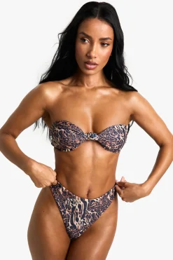 boohoo Petite Swimwear Essentials Top de bikini bandeau léopard<Femme Imprimé Léopard|Tenues De Plage