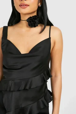 Petite Top en Satin avec Détails en Volants