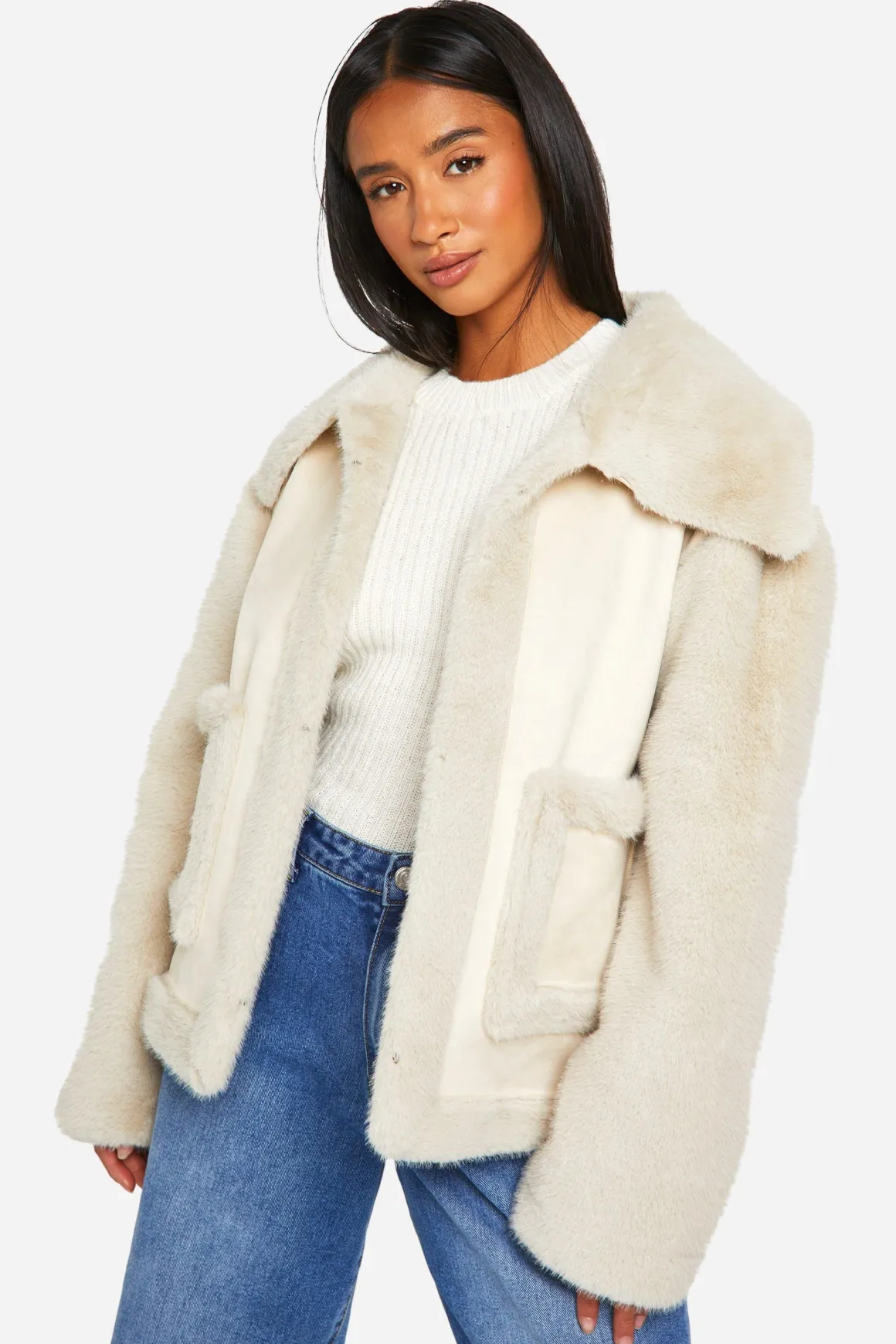 Petite Veste Courte en synthétique Assemblée