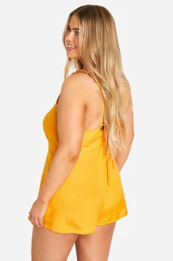 Playsuit grande taille à bretelles avec détails de perles tissées