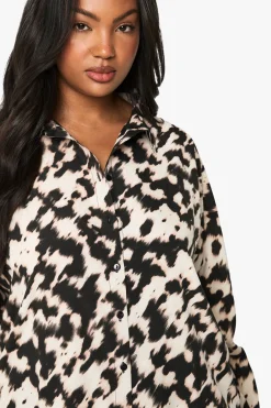 Plus Abstract Basic Long Sleeve Shirt