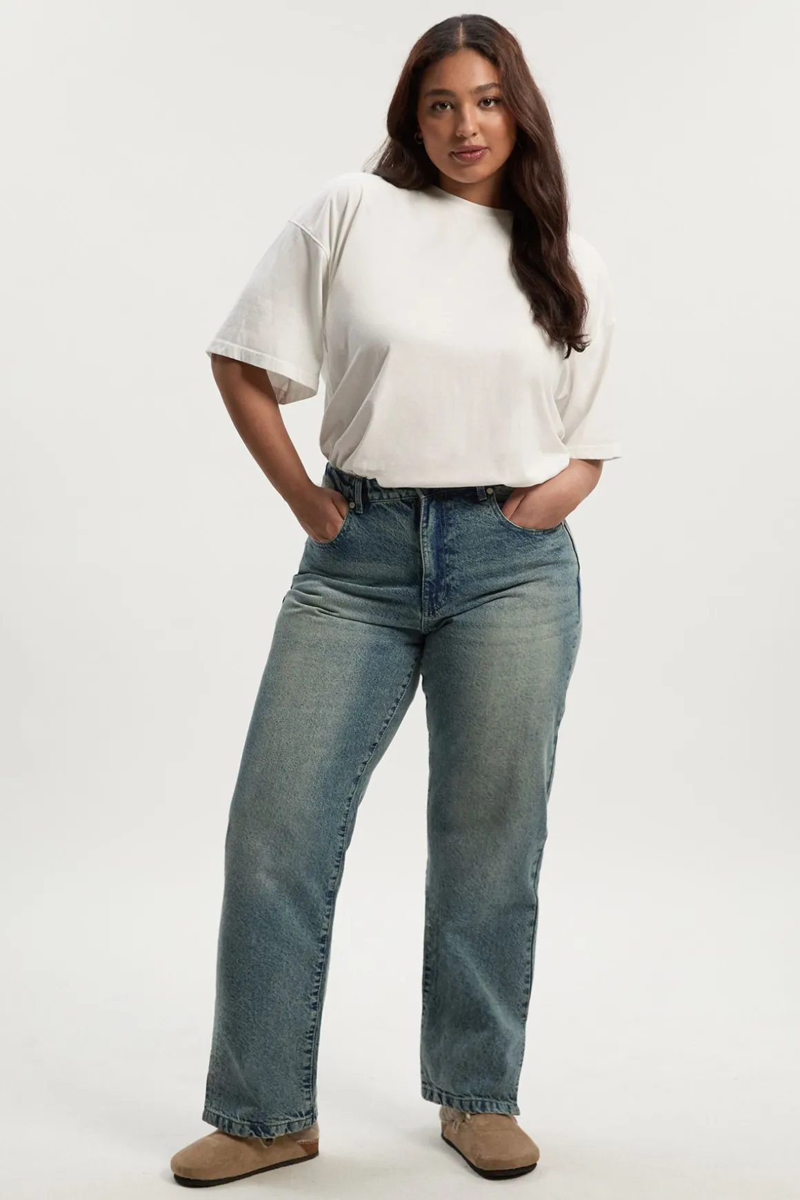 Plus Basics Jeans Droits à Ourlet Fendu