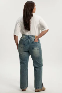Plus Basics Jeans Droits à Ourlet Fendu