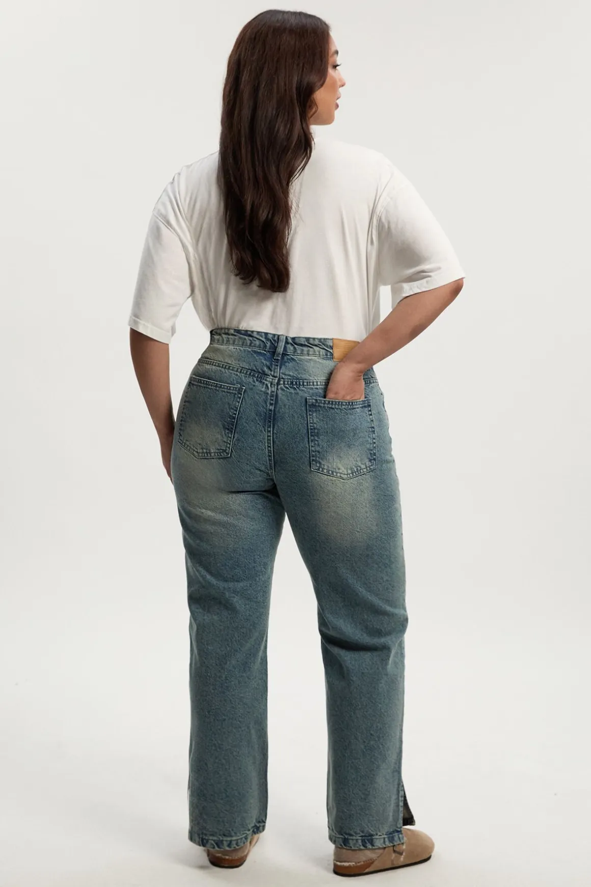 Plus Basics Jeans Droits à Ourlet Fendu