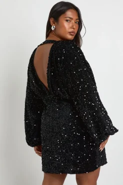 boohoo Plus blouson-robe mini en velours à sequins<Femme Robes À Manches Longues|Robes