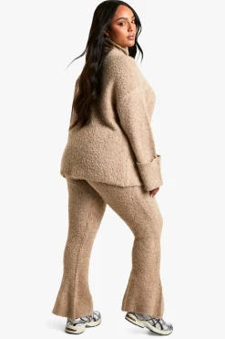 Plus Borg Ensemble coordonné – Pull en maille à col montant avec détails de manchette et pantalon évasé