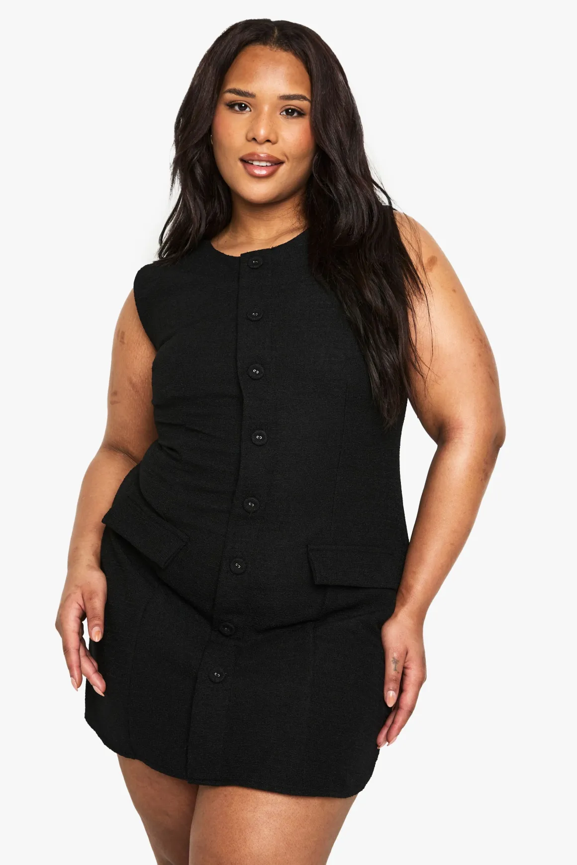 plus boucle mini robe ajustée à boutons sur le devant