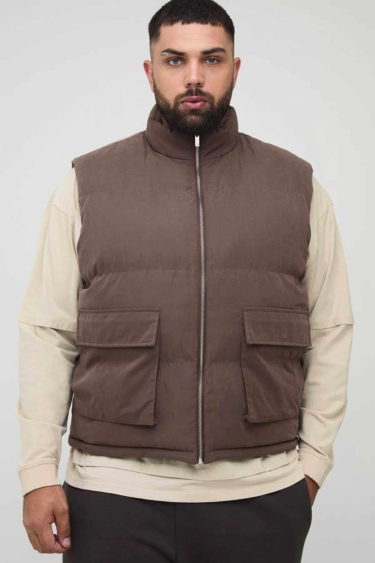 boohooMAN Plus Boxy Gilet à col entonnoir en synthétique suédé, couleur<Homme Vestes & Manteaux Grande Taille|Tout Afficher
