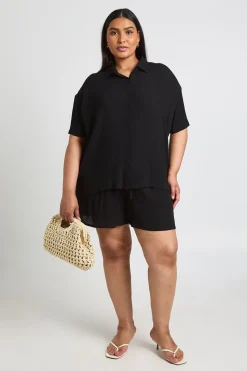 boohoo PLUS CHEMISE À MANCHES COURTES LÉGÈRE ET SHORT COORDONNÉ<Femme Ensembles