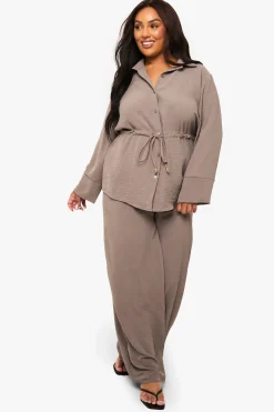 boohoo Plus Coordonné en tissu tissé : chemise à nouer à la taille et pantalon<Femme Ensembles