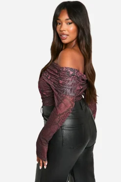 Plus Dark Snake Bodysuit Bardot avec détail anneau