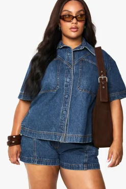 boohoo Plus Denim Chemise Longline à Manches Courtes<Femme Denim|Denim
