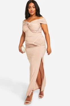 boohoo Plus Double Slinky Twist Front Top pour grandes tailles à épaules dénudées avec détail twist à l'avant<Femme Tops
