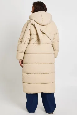 boohoo Plus Doudoune matelassée à nouer à la taille et sac<Femme Doudounes|Vestes & Manteaux