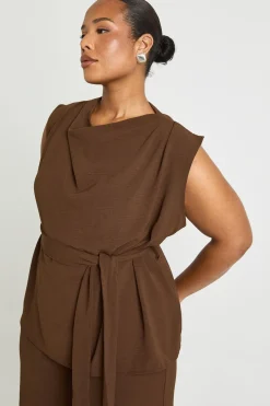 Plus ensemble coordonné composé d'un haut à col drapé en tissu tissé et d'un pantalon ceinturé