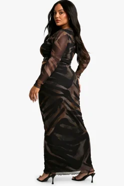 Plus Ensemble Coordonné Haut à encolure échancrée Imprimé Animalier & Jupe Maxi