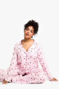 boohoo Plus Ensemble Pyjama Grande Taille à Imprimé Cerise, Manches Longues & Pantalon<Femme Pyjamas