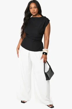 boohoo PLUS – Haut asymétrique à col drapé<Femme Tops
