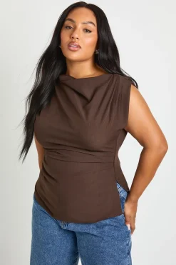 Plus Haut asymétrique à encolure drapée