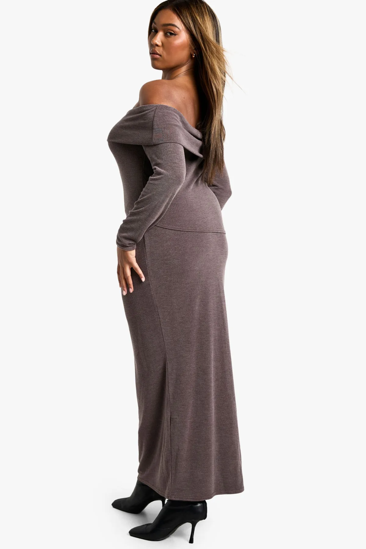 boohoo Plus Haut décolleté décalé à côtes bicolores Plus & Jupe Maxi Coordonnée<Femme Looks Chocolat|Ensembles