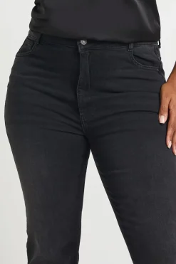 Plus jean évasé à taille haute qui rehausse les fesses