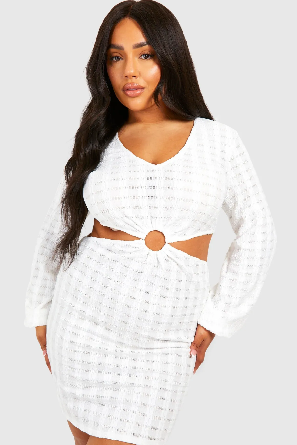 Plus Jersey Knitted O- Ring Beach Dress devient Robe de plage en jersey tricoté grande taille avec anneau en O