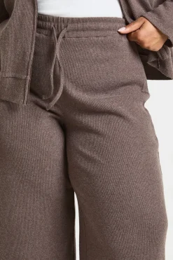 Plus jogger à jambes larges en côtes tricotées