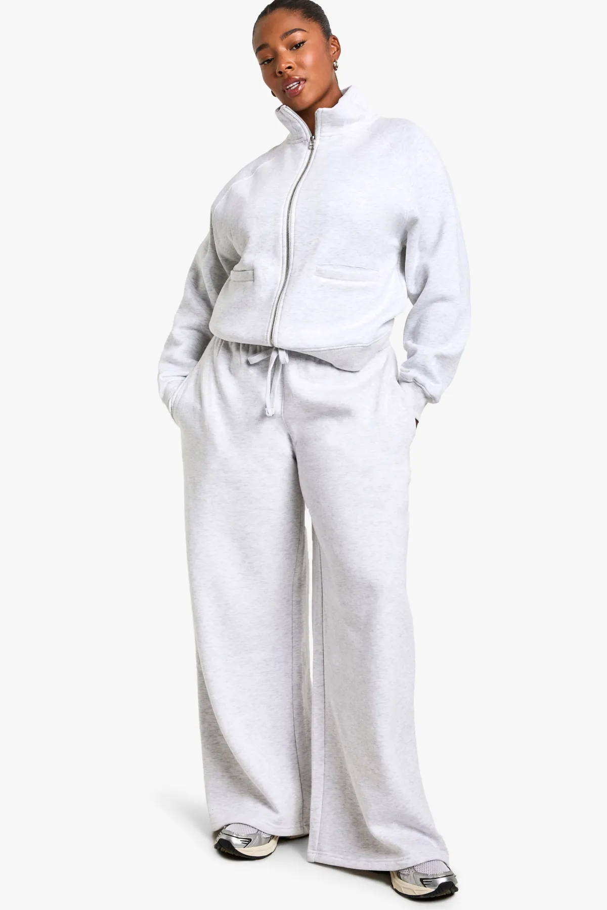 boohoo Plus Jogger à taille avec cordon de serrage, jambe droite<Femme Pantalons|Joggings