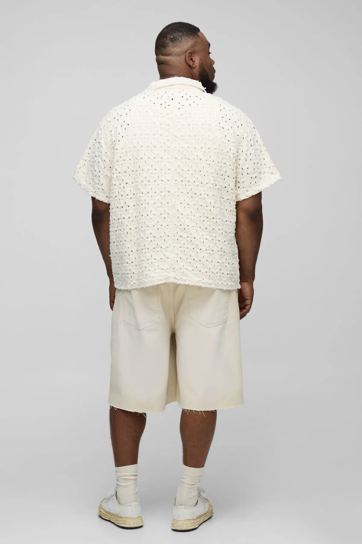 boohooMAN Plus Lasered Super Distressed Boxy Revere Shirt<Homme Chemises Grande Taille|Chemises