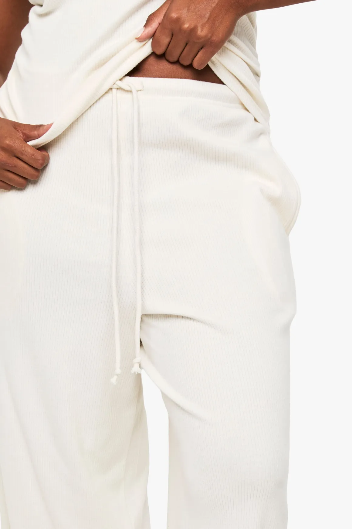 PLUS MAILLE CÔTELÉE SOUPLE AVEC CEINTURE À CANAL UNIQUE