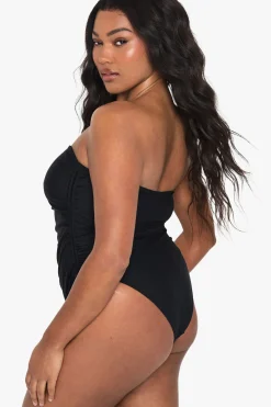 Plus Maillot de Bain Essentials Gainant avec Fronces pour le Ventre