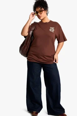 boohoo PLUS MORNING COFFEE T-SHIRT SURDIMENSIONNÉ<Femme Looks Chocolat|Tops