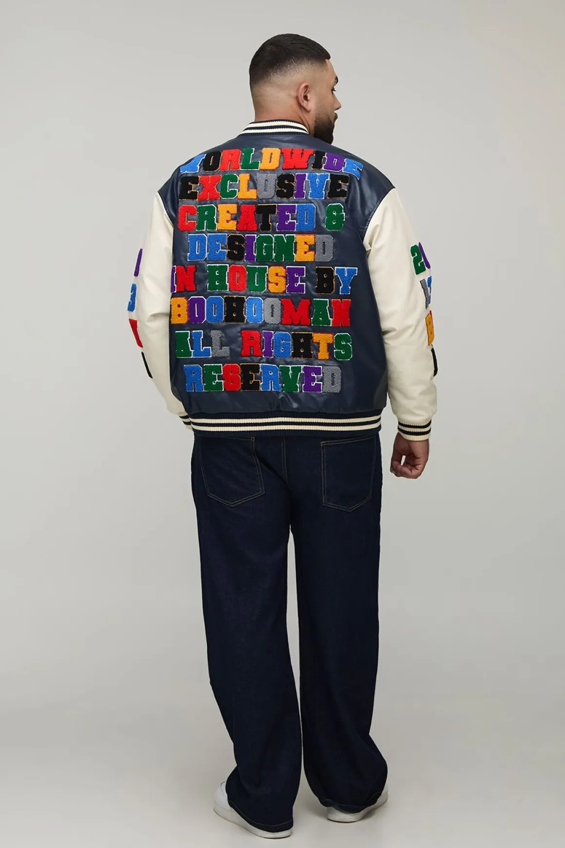 Plus Oversized Fit Badge Applique synthétique Varsity Bomber Jacket