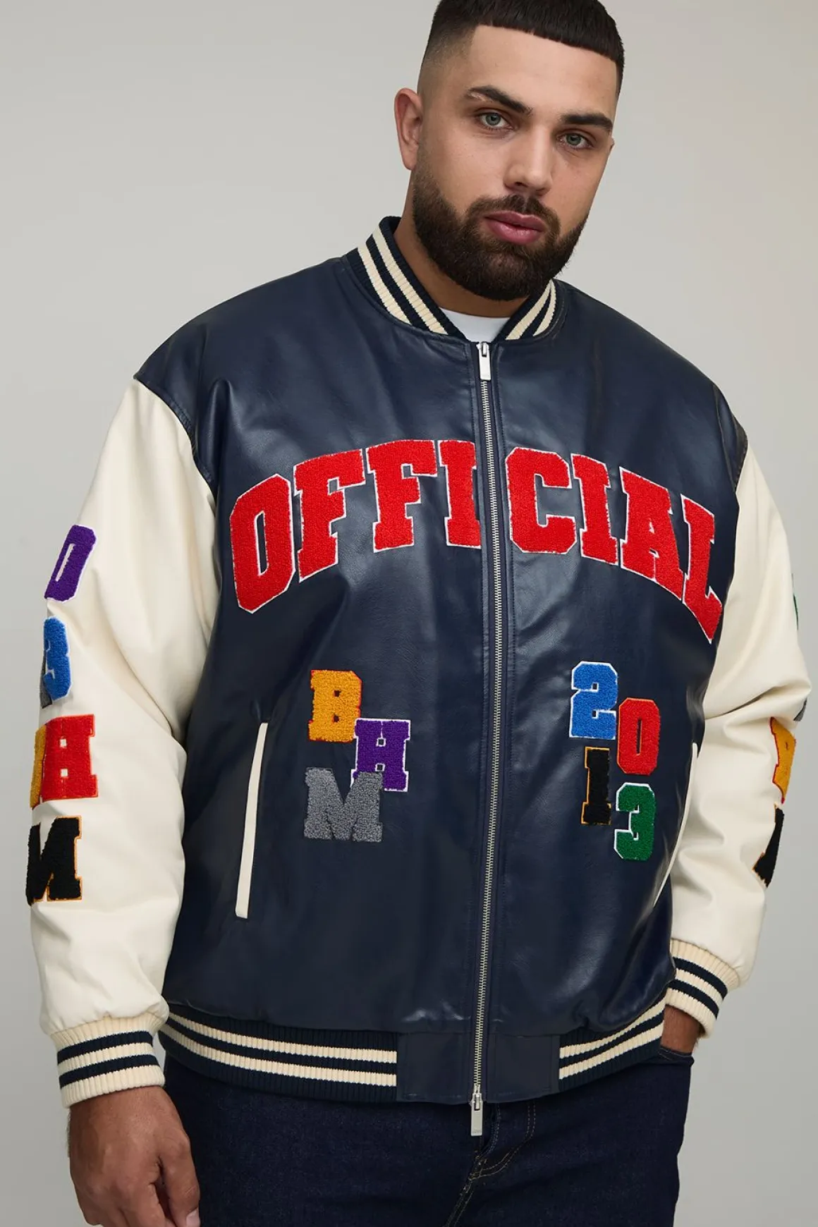 Plus Oversized Fit Badge Applique synthétique Varsity Bomber Jacket