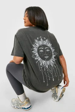 Plus Oversized Overdye Celestial Back Print T-shirt