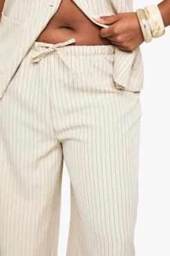 Plus Pantalon à jambe large à fines rayures avec cordon de serrage