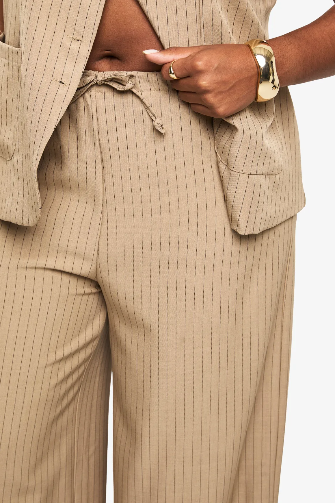 PLUS PANTALON À JAMBES LARGES À RAYURES FINES AVEC CORDON DE SERRAGE