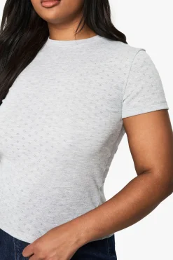 PLUS POINTELLE TOP AJUSTÉ À MANCHES COURTES