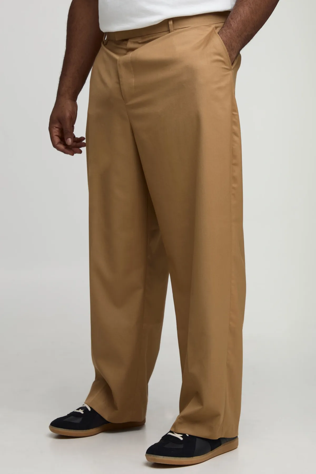 boohooMAN Plus Relaxed Fit Tailored Trousers<Homme Tenues De Soirée Grande Taille|Tout Afficher