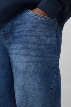 Plus Relaxed Rigid Jeans