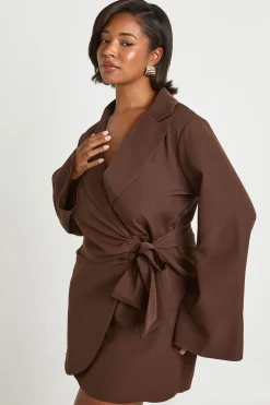 Plus robe blazer cintrée à nouer à la taille