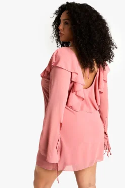 boohoo Plus Robe Chemise à Volants en Tissu Tissé pour Grande Taille<Femme Robes À Manches Longues|Robes