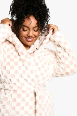 Plus robe d'intérieur en molleton maxi à carreaux, rose bébé, grande taille