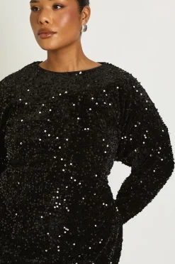 Plus robe droite à paillettes à manches chauve-souris