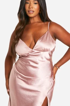Plus Robe Maxi Bridesmaid en Satin à Bretelles