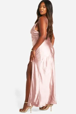 Plus Robe Maxi Bridesmaid en Satin à Bretelles