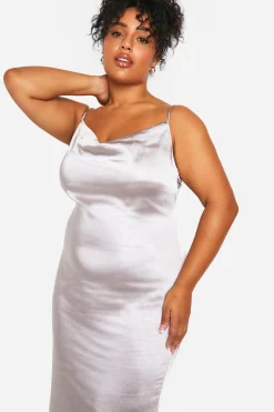 Plus Robe Maxi en Satin à Encolure Drapée