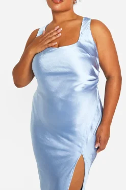 boohoo Plus Robe Maxi Satinée à Encolure Carrée pour Demoiselles d'Honneur<Femme Robes Demoiselles D'Honneur|Satin Et Dentelle