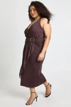 Plus Robe Midaxi Froncée à Col Licou et Finitions Dorées
