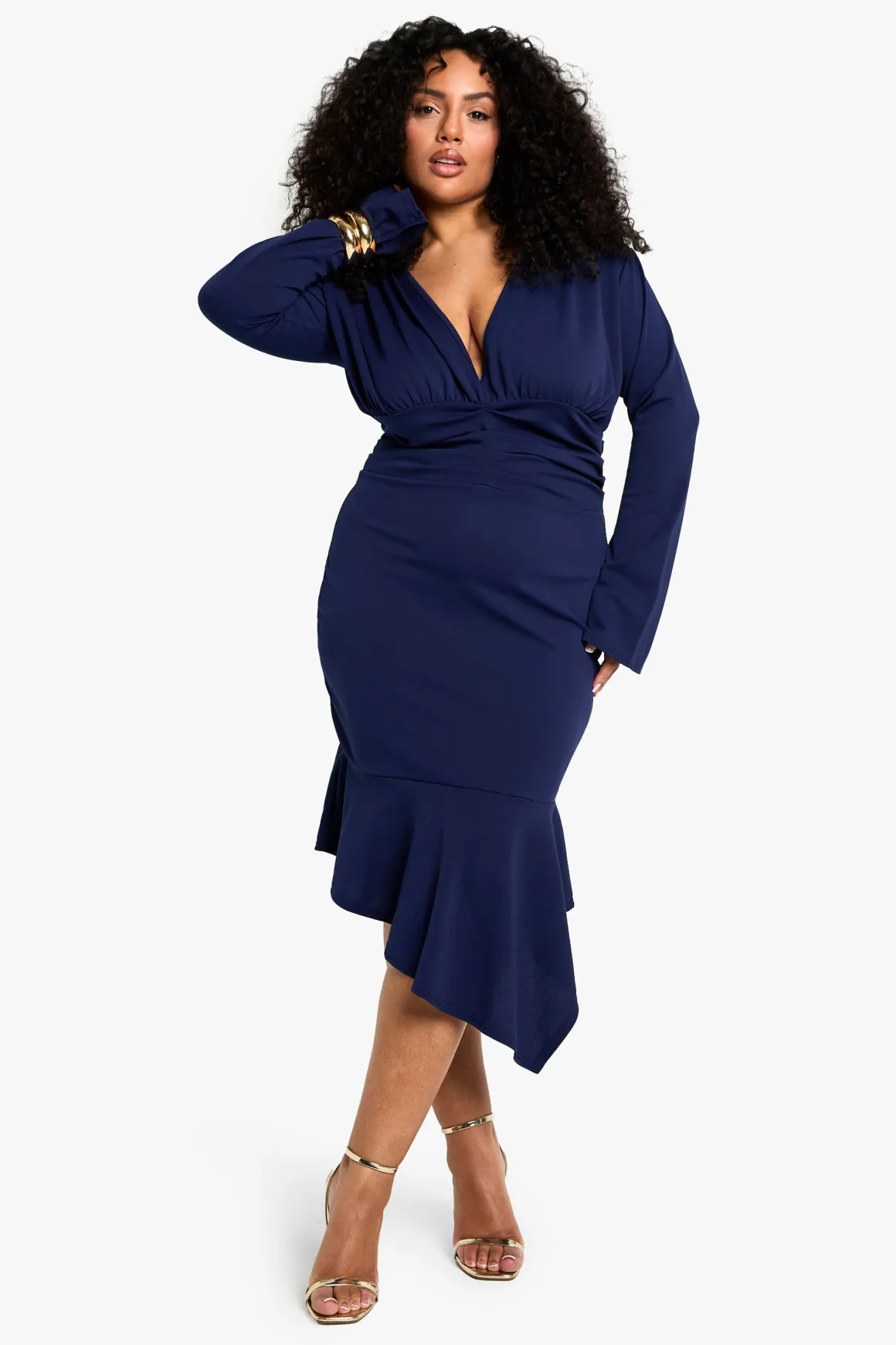 plus robe midi plongeante asymétrique